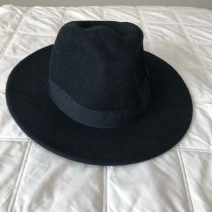 H&M black felt hat